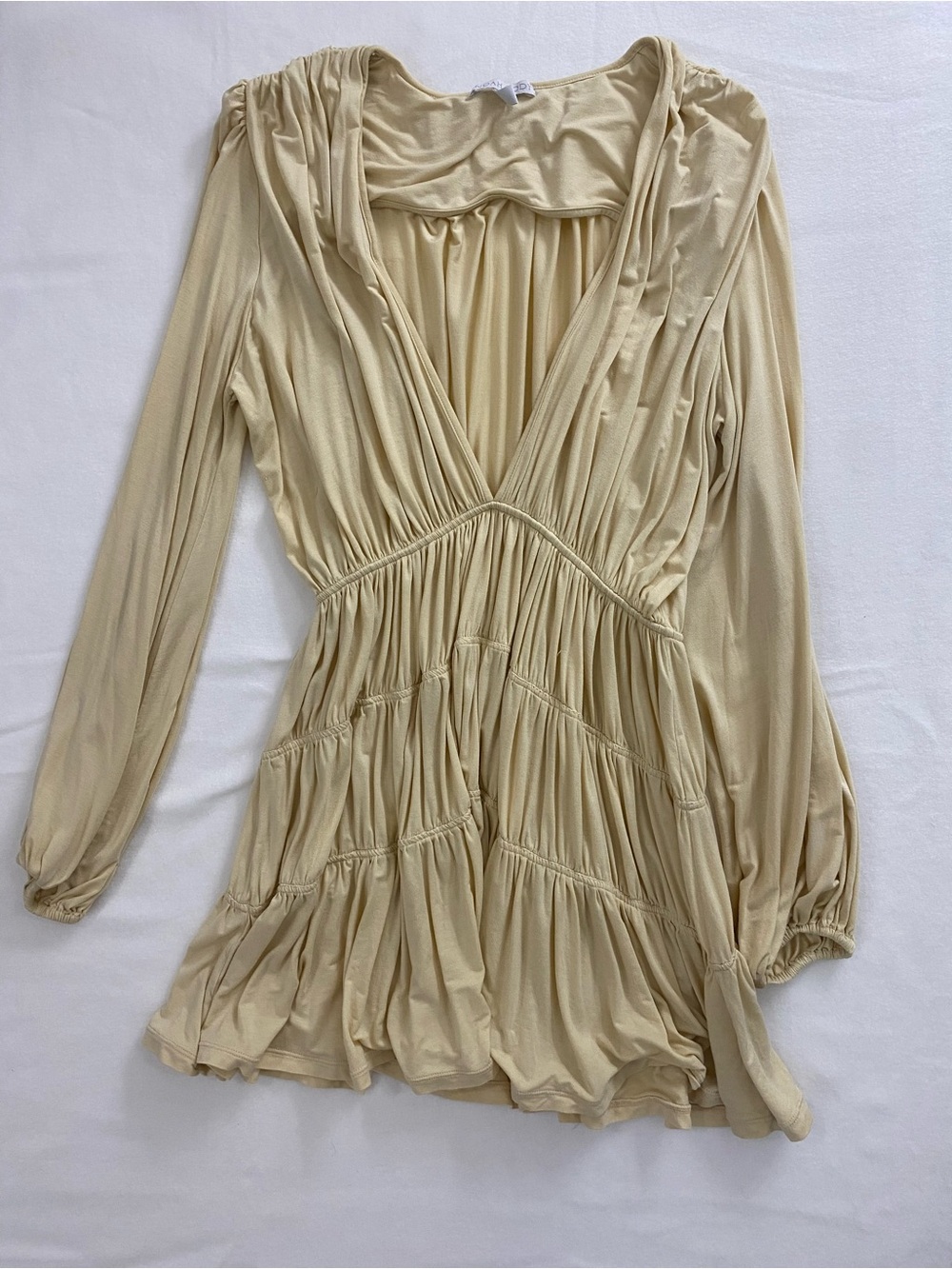 Indah Francesca dress Cream V‑Neck Tiered Mini